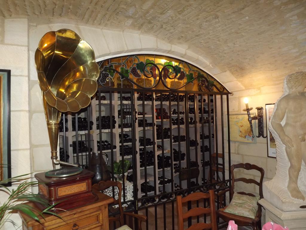 Hostellerie Saint Martin Creully sur Seulles Exterior foto
