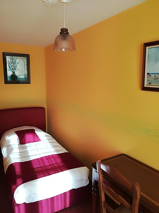 Hostellerie Saint Martin Creully sur Seulles Exterior foto