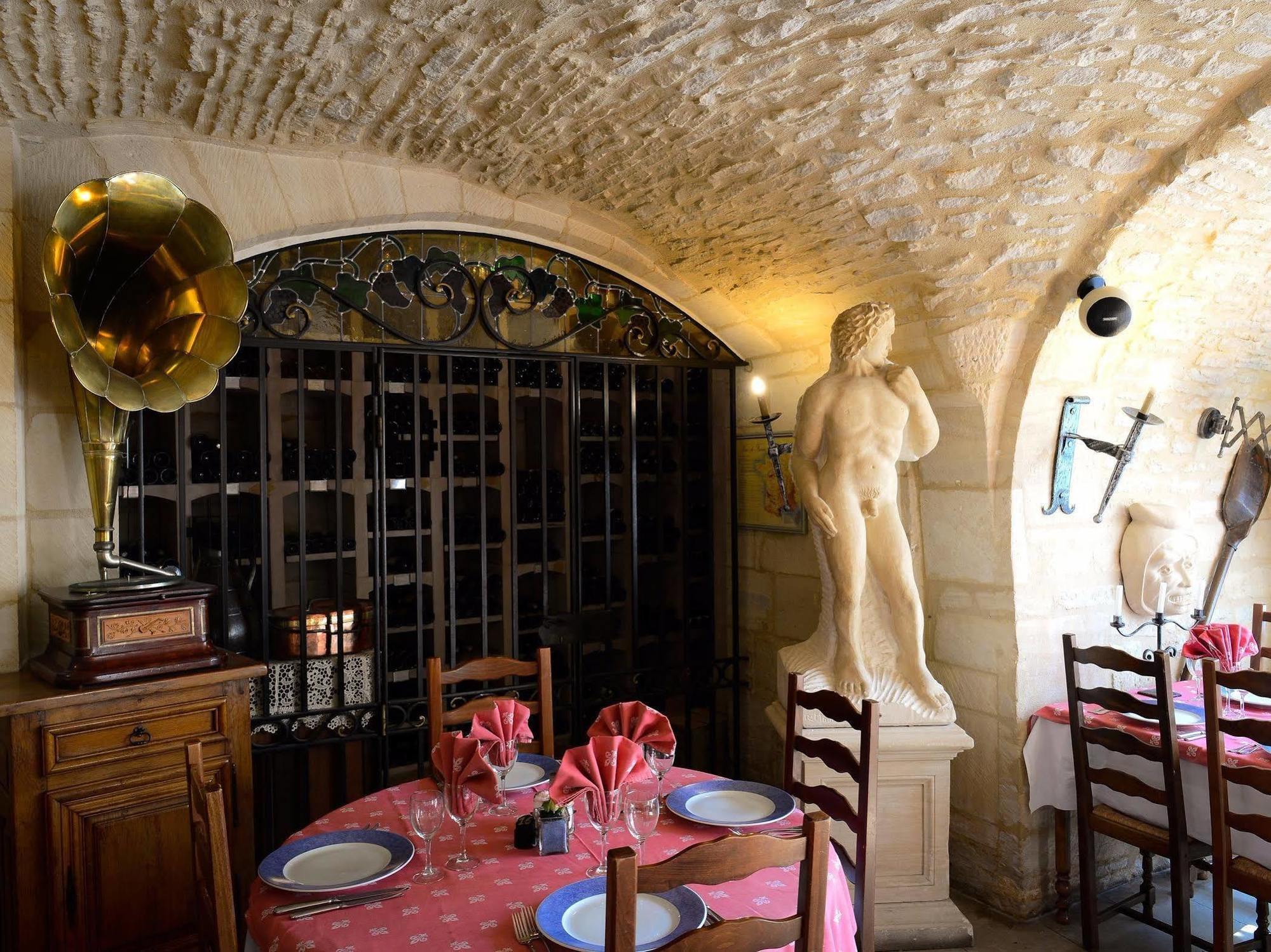 Hostellerie Saint Martin Creully sur Seulles Exterior foto
